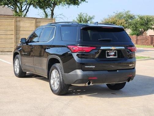 2022 Chevrolet Traverse LT Leather