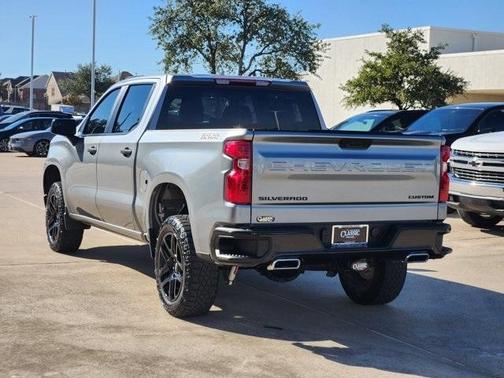 2023 Chevrolet Silverado 1500 Custom Trail Boss