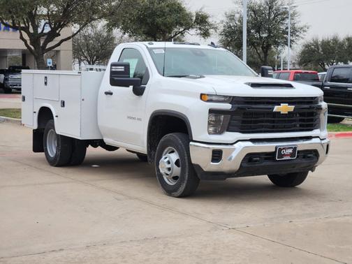 2025 Chevrolet Silverado 3500 WT