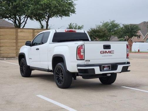 2022 GMC Canyon Elevation Standard