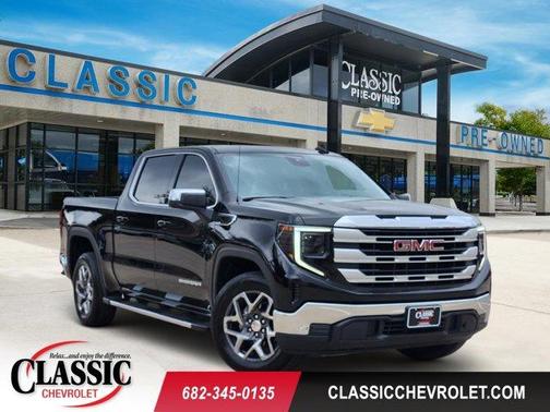 Onyx Black 2024 GMC Sierra 1500 SLE