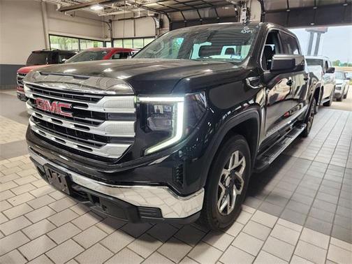 Onyx Black 2024 GMC Sierra 1500 SLE