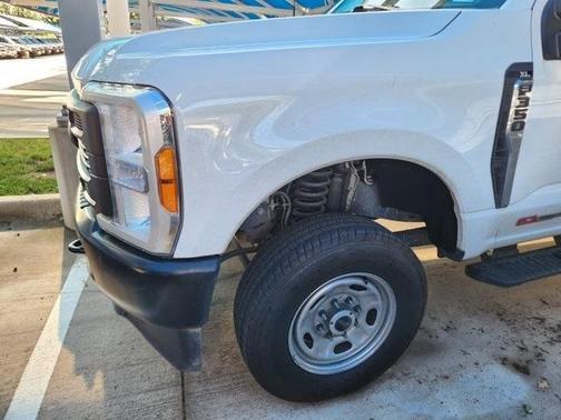 2023 Ford F-350 XL