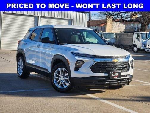 Summit White 2025 Chevrolet Trailblazer LS