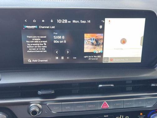 Glacial White Pearl 2024 Kia Telluride S