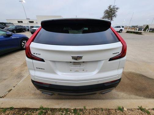 2020 Cadillac XT4 Premium Luxury