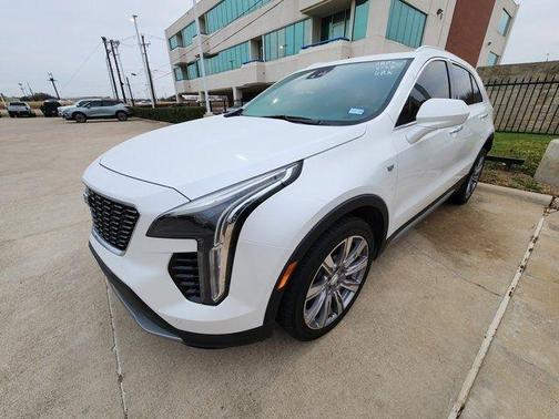 2020 Cadillac XT4 Premium Luxury
