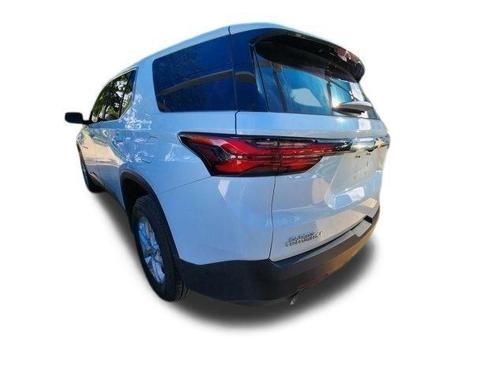 Summit White 2022 Chevrolet Traverse LS