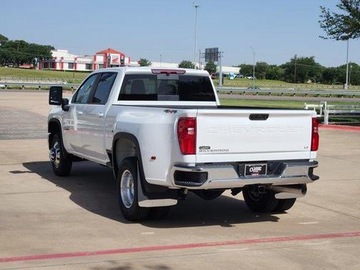 2025 Chevrolet Silverado 3500 LT