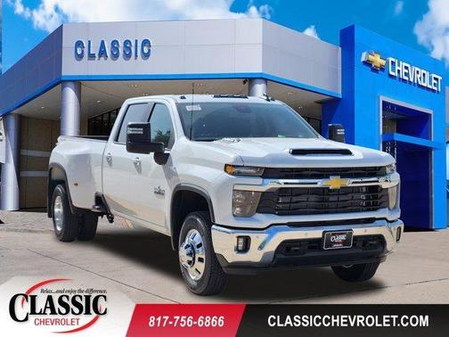 2025 Chevrolet Silverado 3500 LT