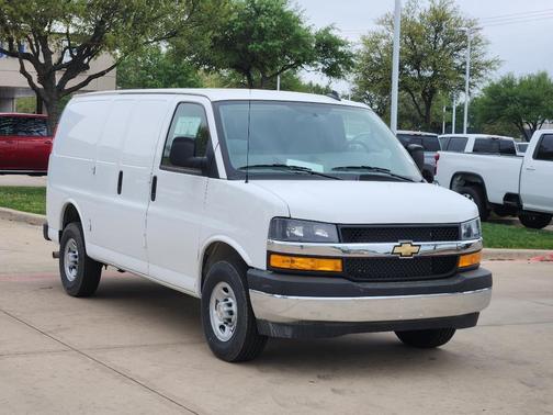 2024 Chevrolet Express 2500 Work Van