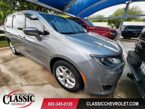 2018 Chrysler Pacifica Touring Plus