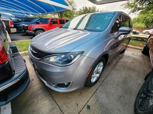 2018 Chrysler Pacifica Touring Plus