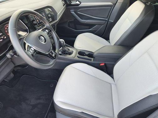 2020 Volkswagen Jetta 1.4T R-Line