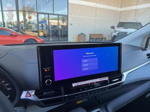 2025 Toyota Sienna XLE