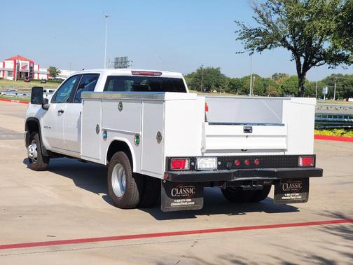 2025 Chevrolet Silverado 3500 WT