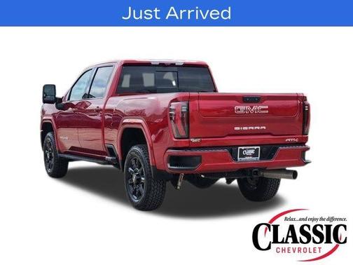2024 GMC Sierra 2500 AT4