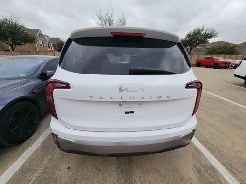 2025 Kia Telluride LX