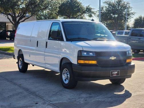 2025 Chevrolet Express 2500 Work Van