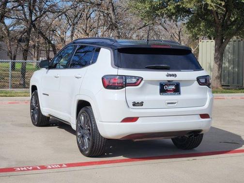 2022 Jeep Compass Altitude