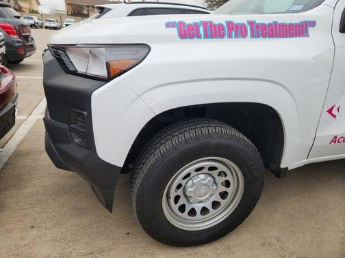 2024 Chevrolet Colorado WT