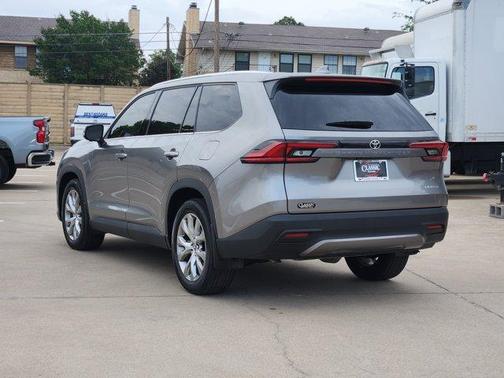 Metal 2025 Toyota Grand Highlander LIMITED