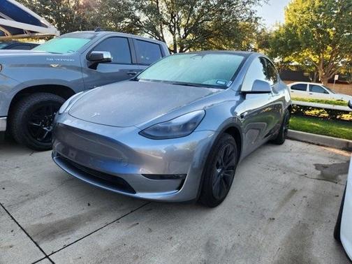 2025 Tesla Model Y Long Range