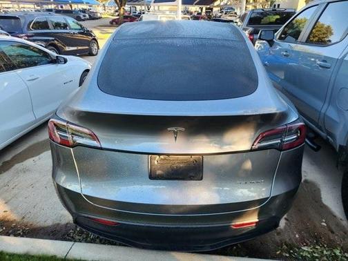 2025 Tesla Model Y Long Range