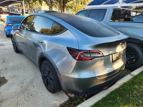 2025 Tesla Model Y Long Range