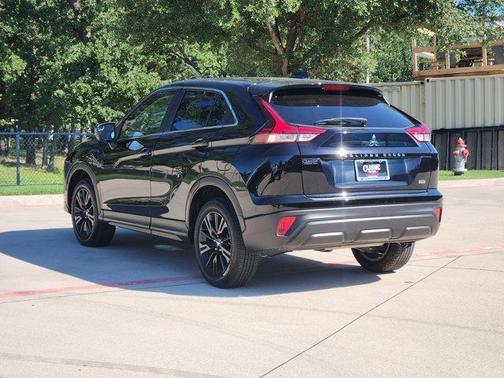 2024 Mitsubishi Eclipse Cross LE