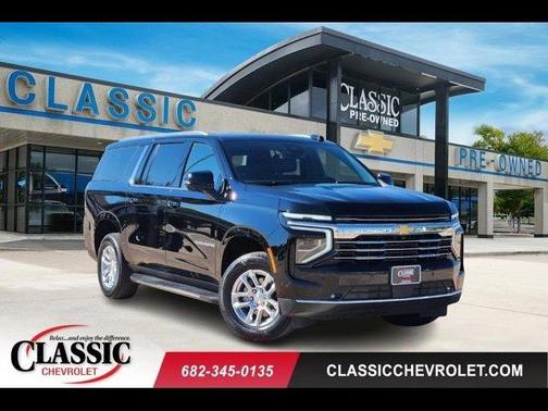 2025 Chevrolet Suburban LT