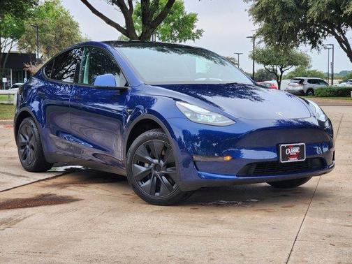 2025 Tesla Model Y Long Range