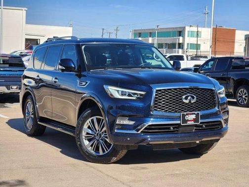 2021 INFINITI QX80 Luxe
