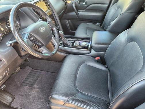 2021 INFINITI QX80 Luxe