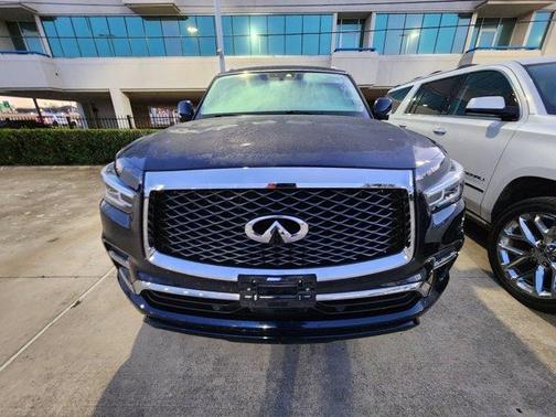 2021 INFINITI QX80 Luxe