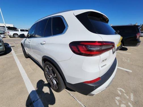 2023 BMW X5 sDrive40i