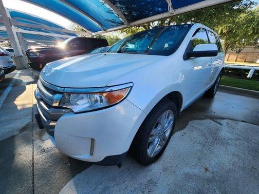 White Platinum Clearcoat Metallic 2014 Ford Edge Limited