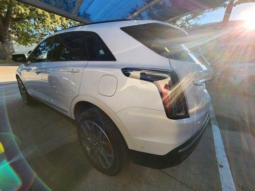 2023 Cadillac XT5 Sport