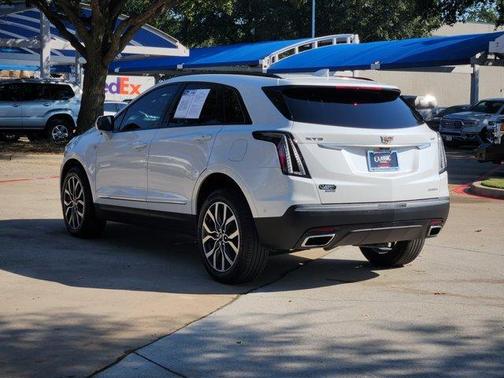 2023 Cadillac XT5 Sport