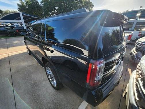 2016 GMC Yukon XL SLT