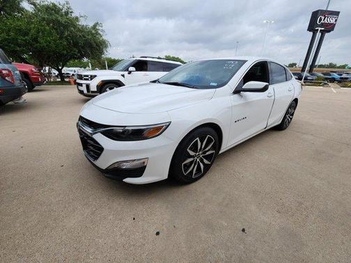 Summit White 2023 Chevrolet Malibu RS