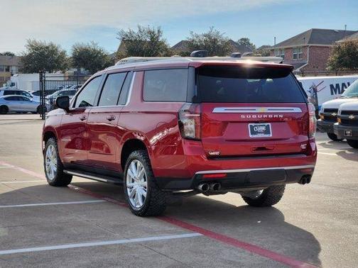 2023 Chevrolet Suburban High Country