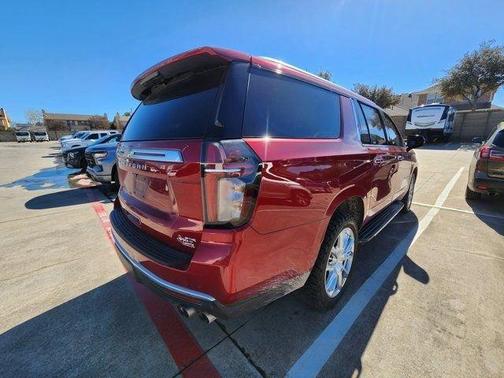 2023 Chevrolet Suburban High Country