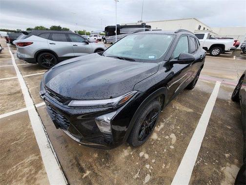 Mosaic Black Metallic 2025 Chevrolet Trax ACTIV