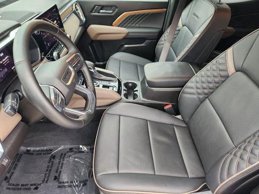 Glacier Metallic 2025 GMC Canyon Denali