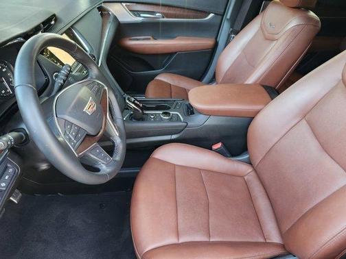 2021 Cadillac XT5 Sport