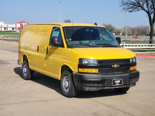 2025 Chevrolet Express 2500 Work Van