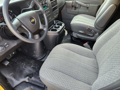 2025 Chevrolet Express 2500 Work Van