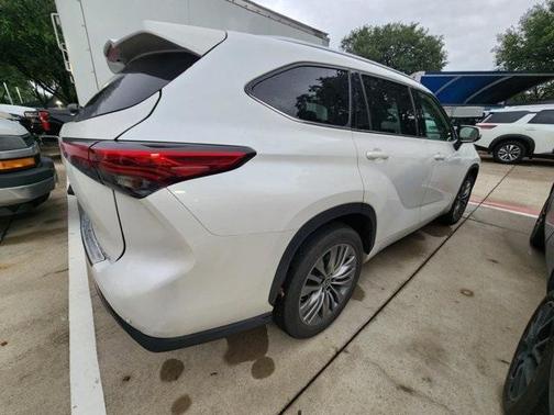 2021 Toyota Highlander Platinum