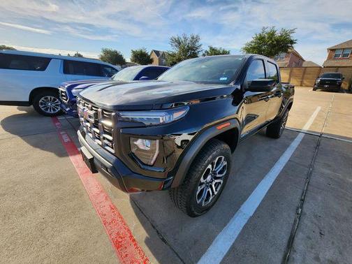 Onyx Black 2024 GMC Canyon AT4